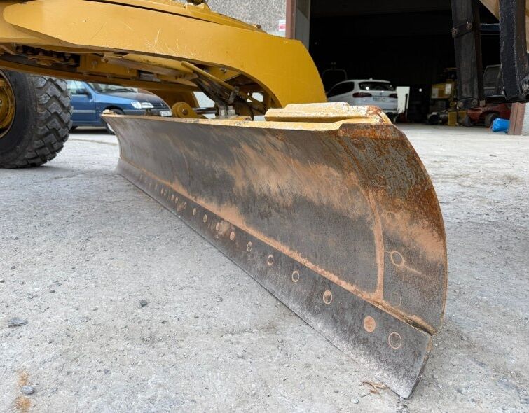 CATERPILLAR  140 AWD ***IMPECCABLE***